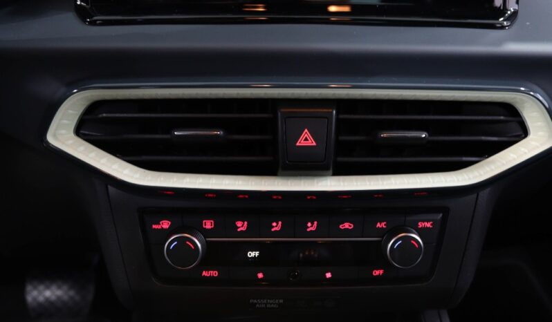 SEAT ARONA 1.0 TSI STYLE DSG completo