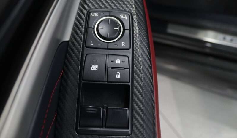 LEXUS RC 200T F SPORT completo