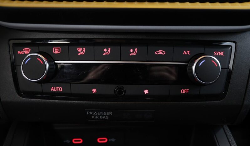 SEAT Ibiza 1.0 TSI STYLE completo