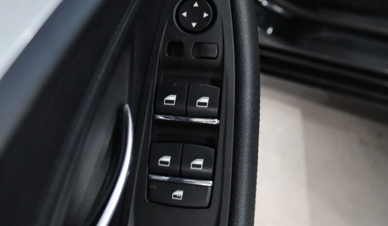 BMW Serie Touring 525 D AUTO completo