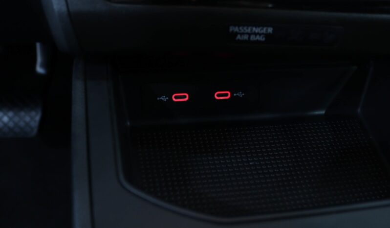 SEAT Ibiza 1.0 TSI STYLE DSG completo