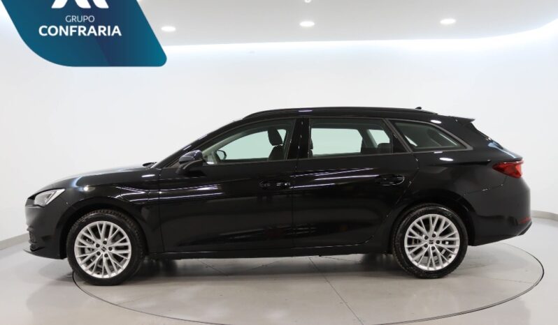 SEAT Leon Sportstourer 1.5 TSI E-HYBRID STYLE DSG completo