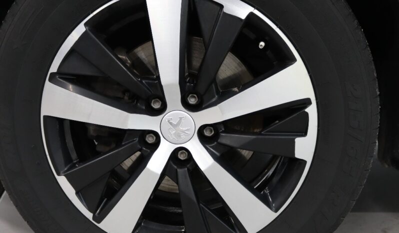 PEUGEOT 3008 1.5 BLUEHDI ACTIVE completo