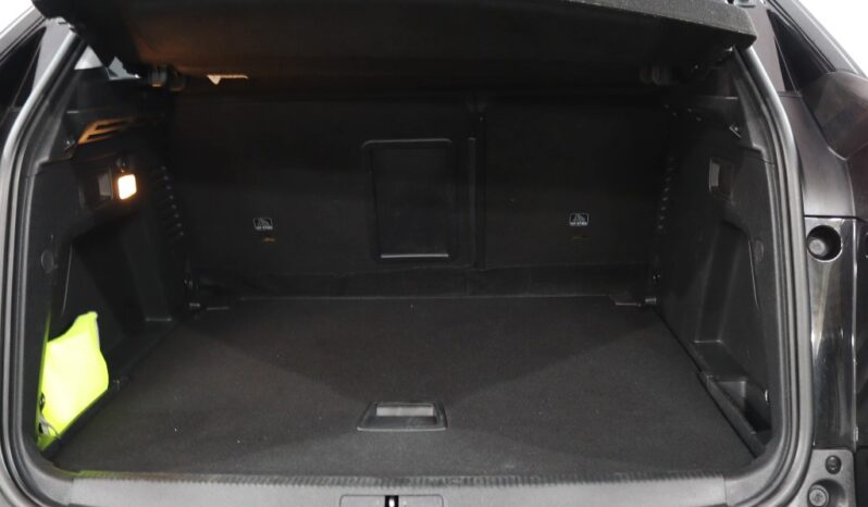 PEUGEOT 3008 1.5 BLUEHDI ACTIVE completo