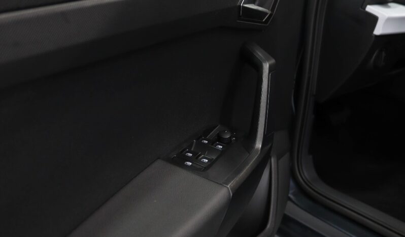 SEAT Ibiza 1.0 TSI STYLE DSG completo