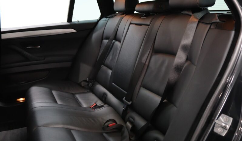 BMW Serie Touring 525 D AUTO completo