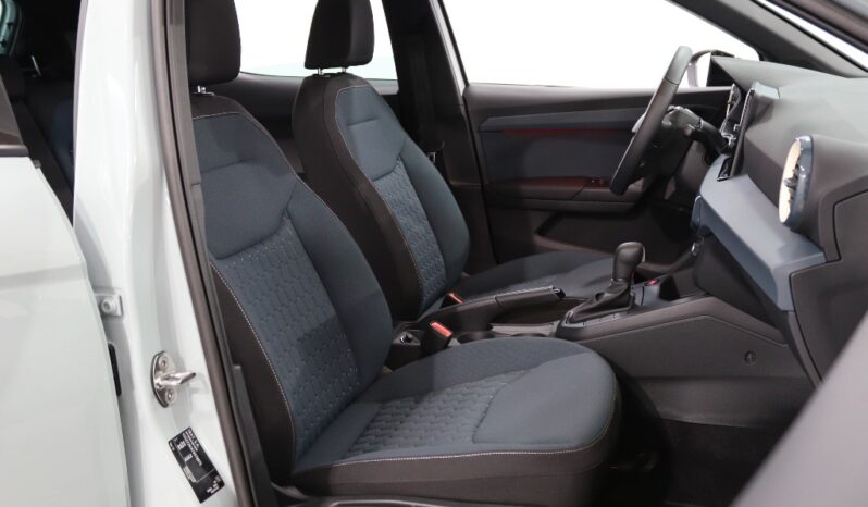 SEAT ARONA 1.0 TSI STYLE DSG completo