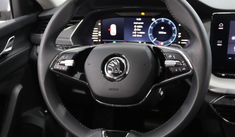 SKODA Octavia Break 1.4 TSI IV ULTRA DSG completo