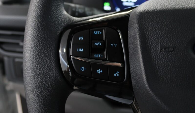 FORD TRANSIT CUSTOM KOMBI DIESEL 320 L2 2.0 ECOBLUE TREND completo