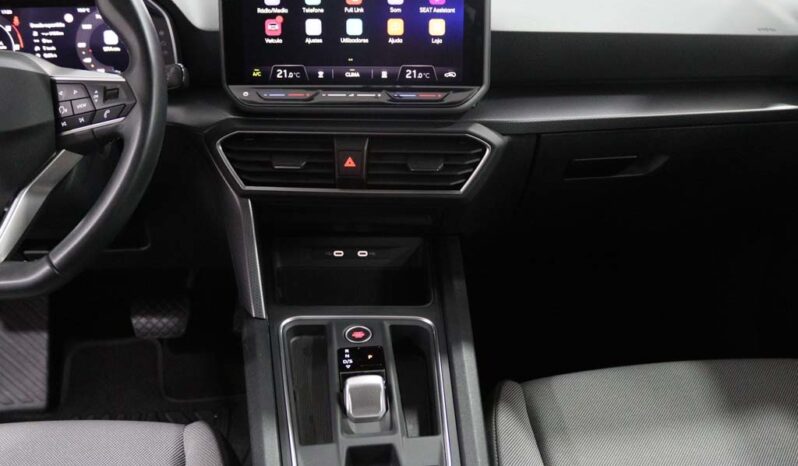 SEAT Leon Sportstourer 2.0 TDI STYLE DSG completo