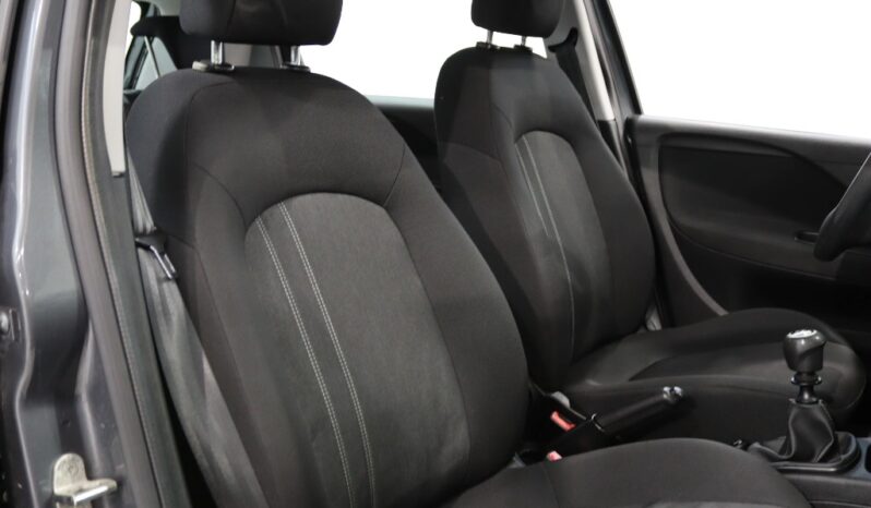 FIAT Punto 1.2 EASY S&S completo