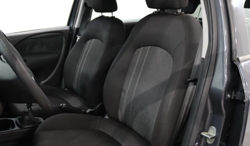 FIAT Punto 1.2 EASY S&S completo