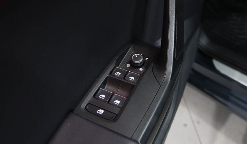 SEAT Leon 2.0 TDI FR completo