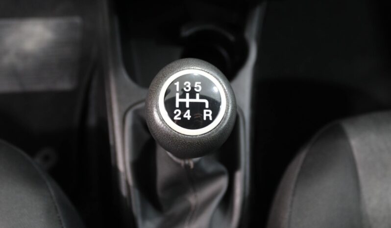 FIAT Punto 1.2 EASY S&S completo