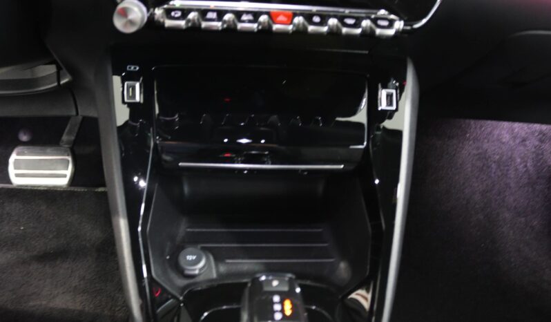 PEUGEOT 2008 1.2 PURETECH GT LINE EAT8 completo