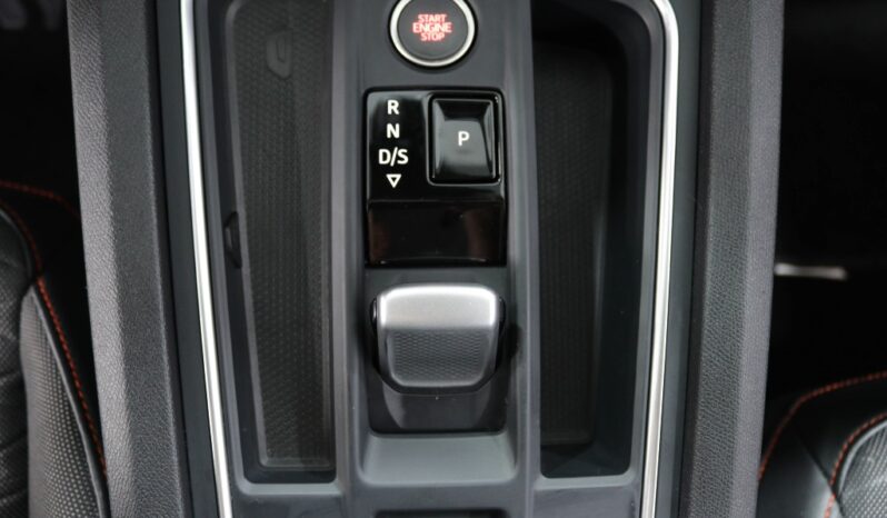 SEAT Leon Sportstourer 2.0 TDI FR DSG completo