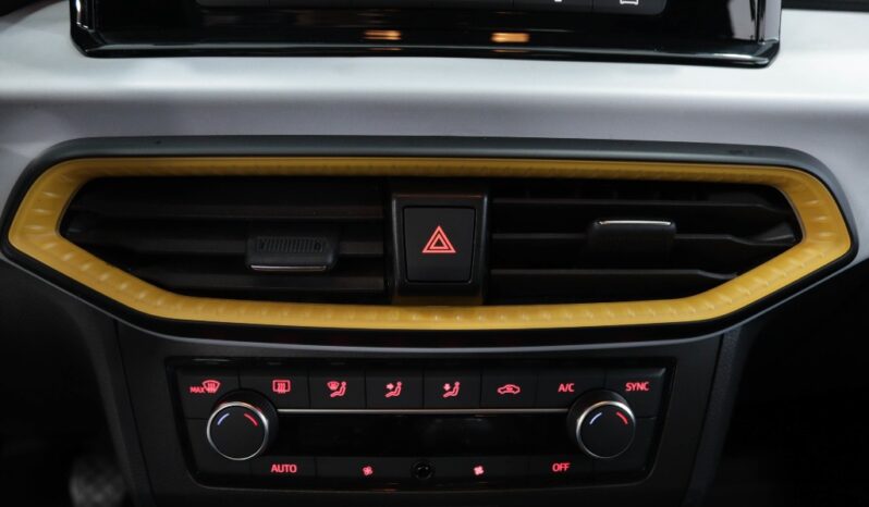 SEAT Ibiza 1.0 TSI STYLE completo