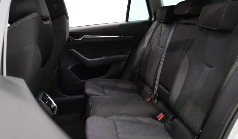 SKODA Octavia Break 1.4 TSI IV ULTRA DSG completo