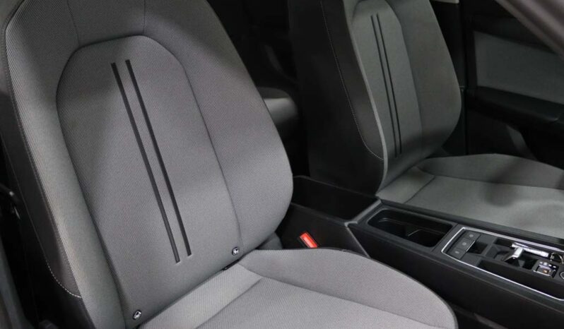 SEAT Leon Sportstourer 2.0 TDI STYLE DSG completo