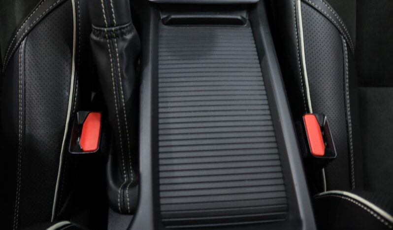VOLVO V40 2.0 D2 R-DESIGN completo