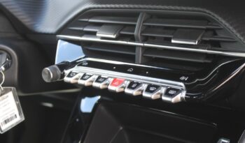 PEUGEOT 2008 1.2 STYLE completo
