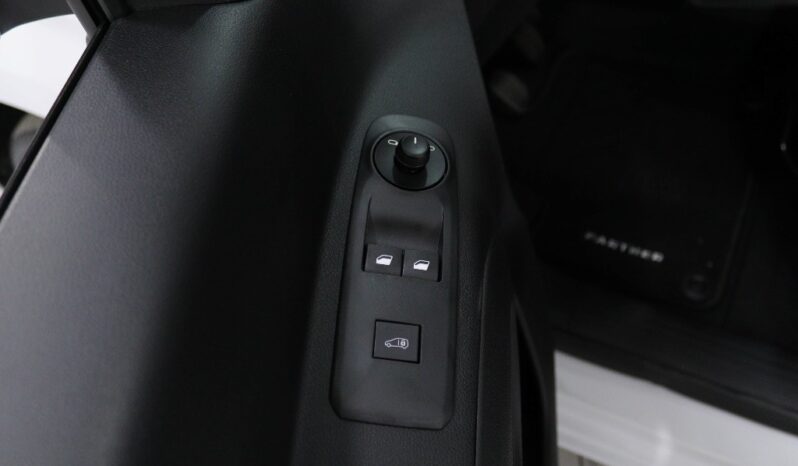PEUGEOT PARTNER DIESEL 1.5 BLUEHDI XL LONGA completo