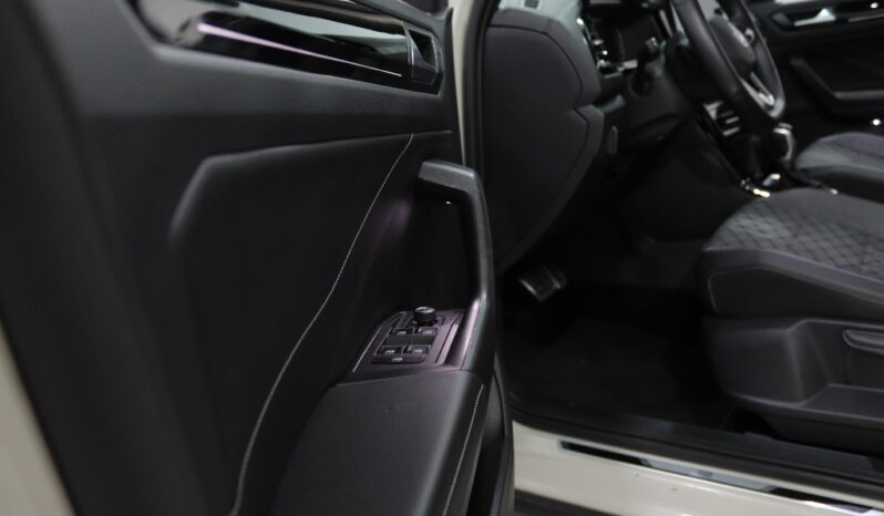 VOLKSWAGEN T-Roc 1.5 TSI R-LINE DSG completo