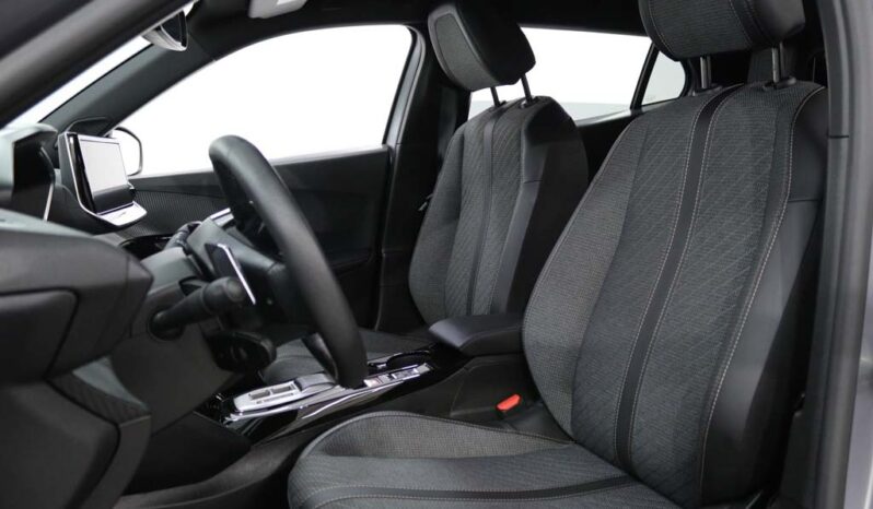 PEUGEOT 2008 1.2 HYBRID ALLURE E-DCS6 completo