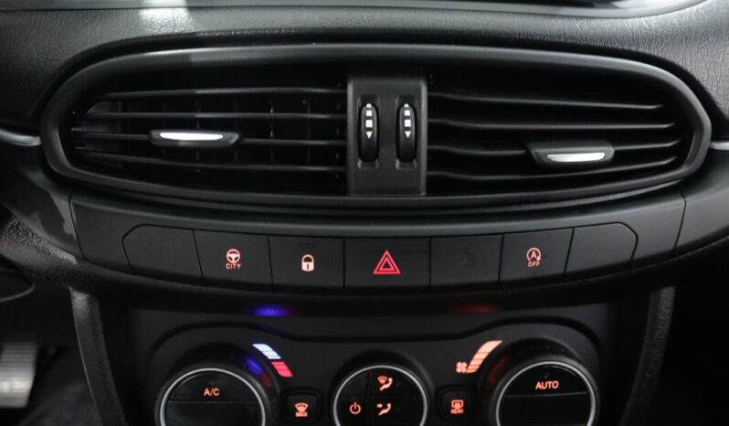 FIAT Tipo SW 1.3 M-JET EASY completo