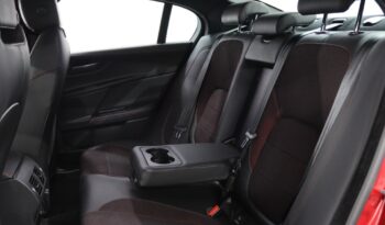 JAGUAR XE 2.0 D R-SPORT completo