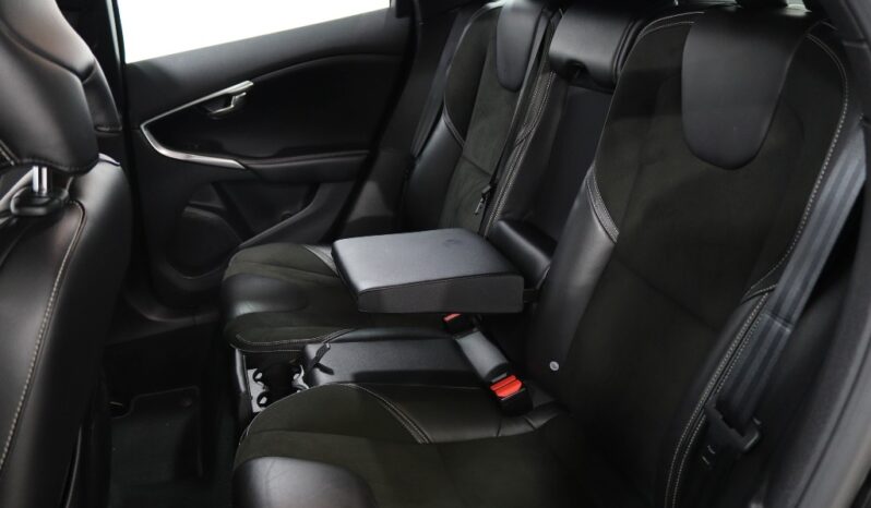 VOLVO V40 2.0 D2 R-DESIGN completo