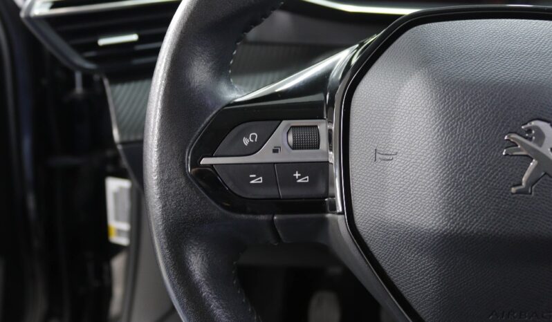 PEUGEOT 2008 1.5 BLUEHDI ALLURE completo