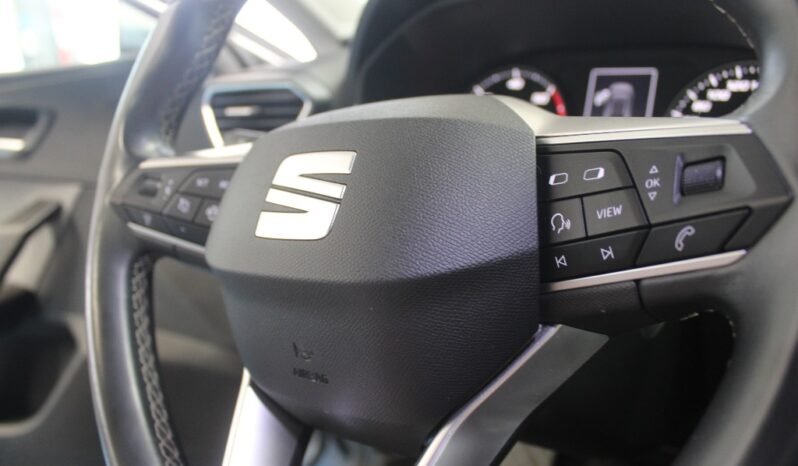 SEAT Leon Sportstourer 2.0 TDI STYLE completo