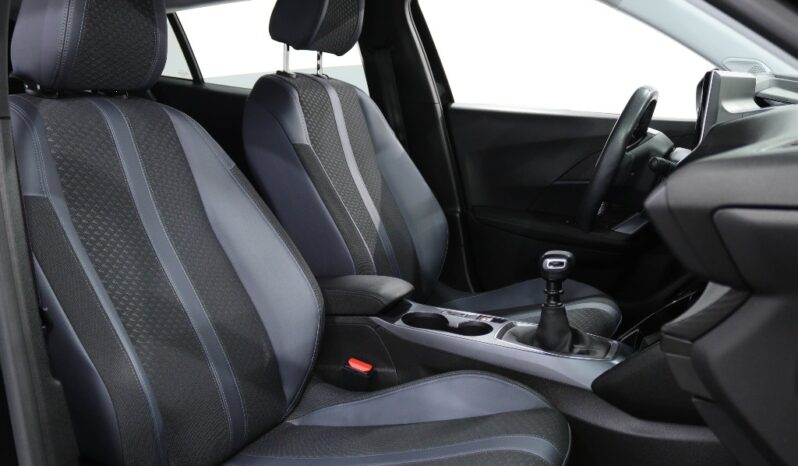 PEUGEOT 2008 1.5 BLUEHDI ALLURE completo