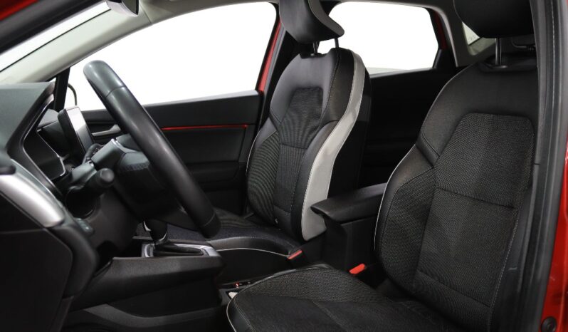 RENAULT Captur 1.6 E-TECH PLUG-IN HYBRID TECHNO completo