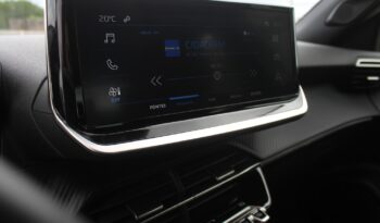 PEUGEOT 2008 1.2 STYLE completo
