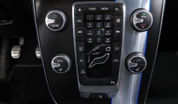 VOLVO V40 2.0 D2 R-DESIGN completo