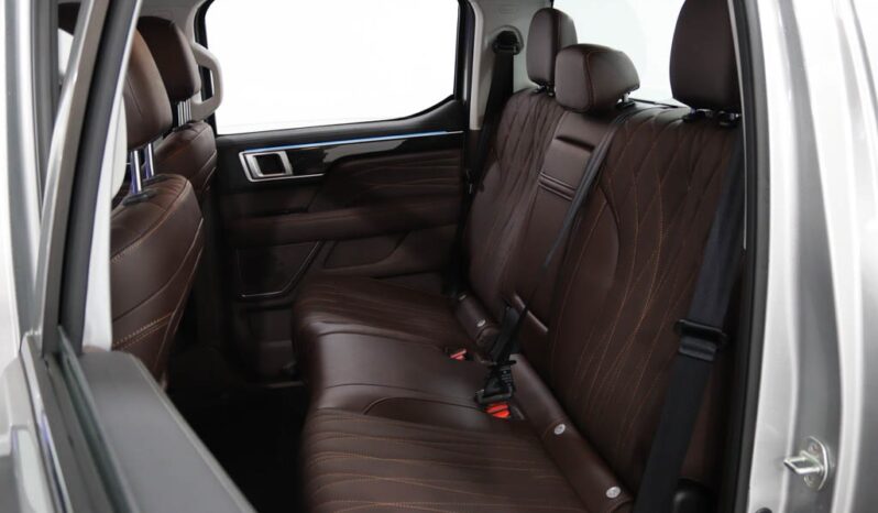 FOTON TUNLAND V9 2.0 AT completo