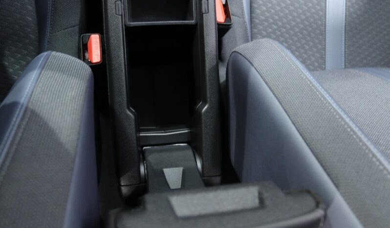 PEUGEOT 2008 1.5 BLUEHDI ALLURE completo