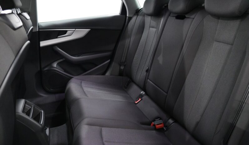 AUDI A4 Avant 2.0 TDI ADVANCE S TRONIC completo
