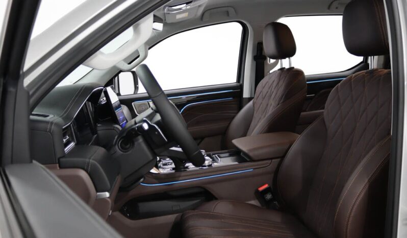 FOTON TUNLAND V9 2.0 AT completo