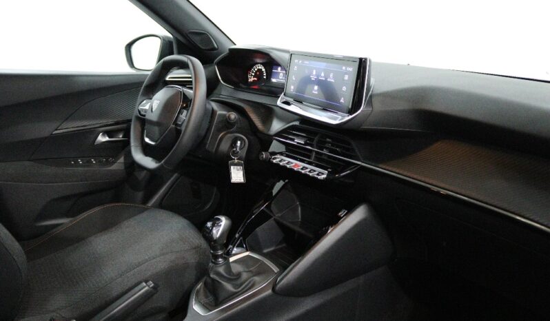PEUGEOT 2008 1.2 STYLE completo