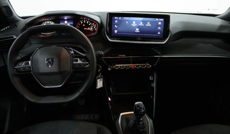 PEUGEOT 2008 1.2 STYLE completo