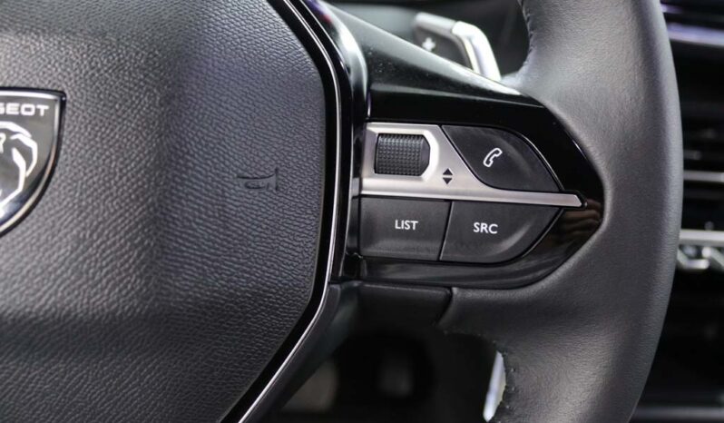 PEUGEOT 2008 1.2 HYBRID ALLURE E-DCS6 completo