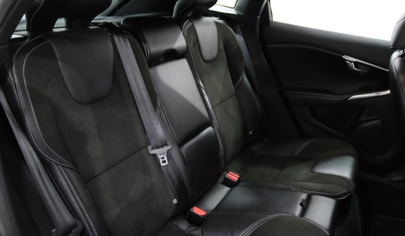 VOLVO V40 2.0 D2 R-DESIGN completo