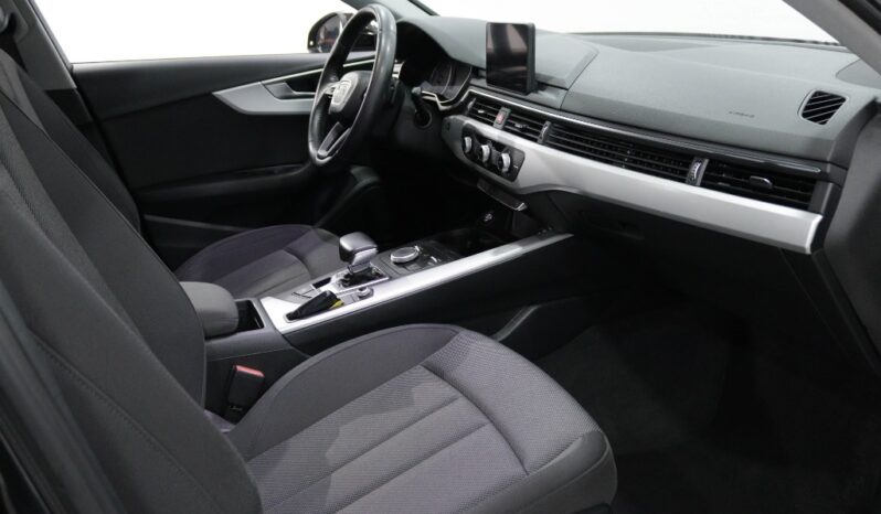 AUDI A4 Avant 2.0 TDI ADVANCE S TRONIC completo