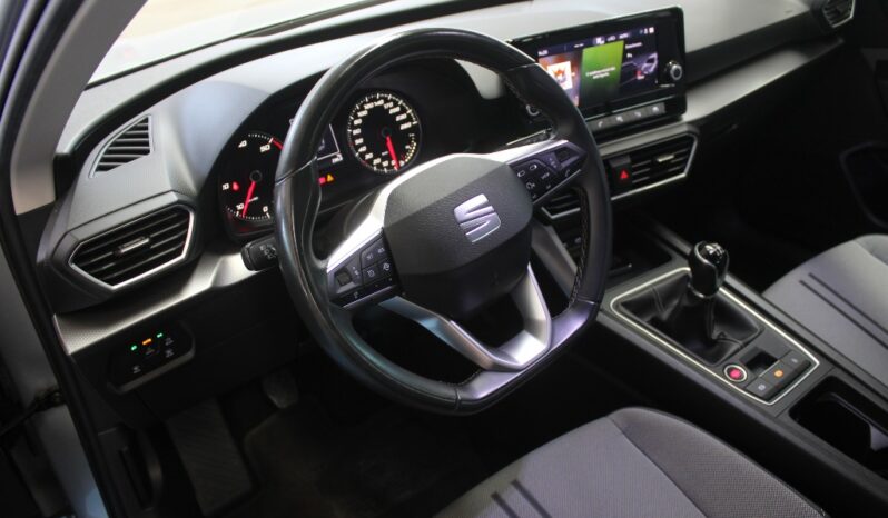 SEAT Leon Sportstourer 2.0 TDI STYLE completo