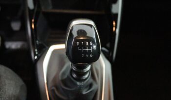 PEUGEOT 2008 1.2 STYLE completo