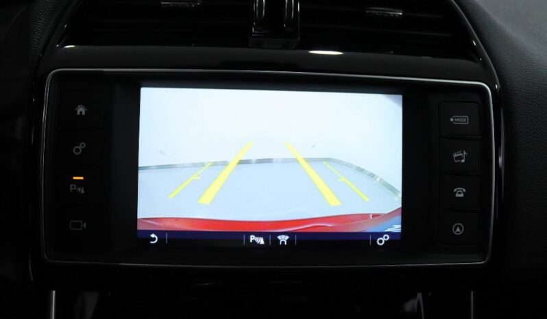 JAGUAR XE 2.0 D R-SPORT completo
