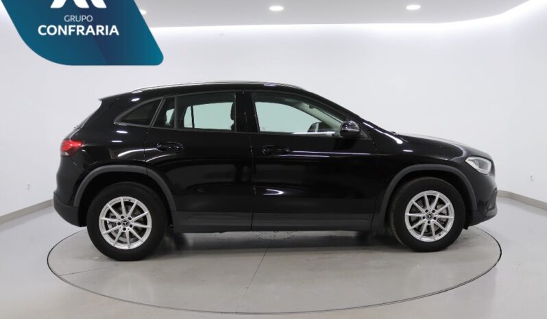 MERCEDES-BENZ Classe GLA 180 D completo